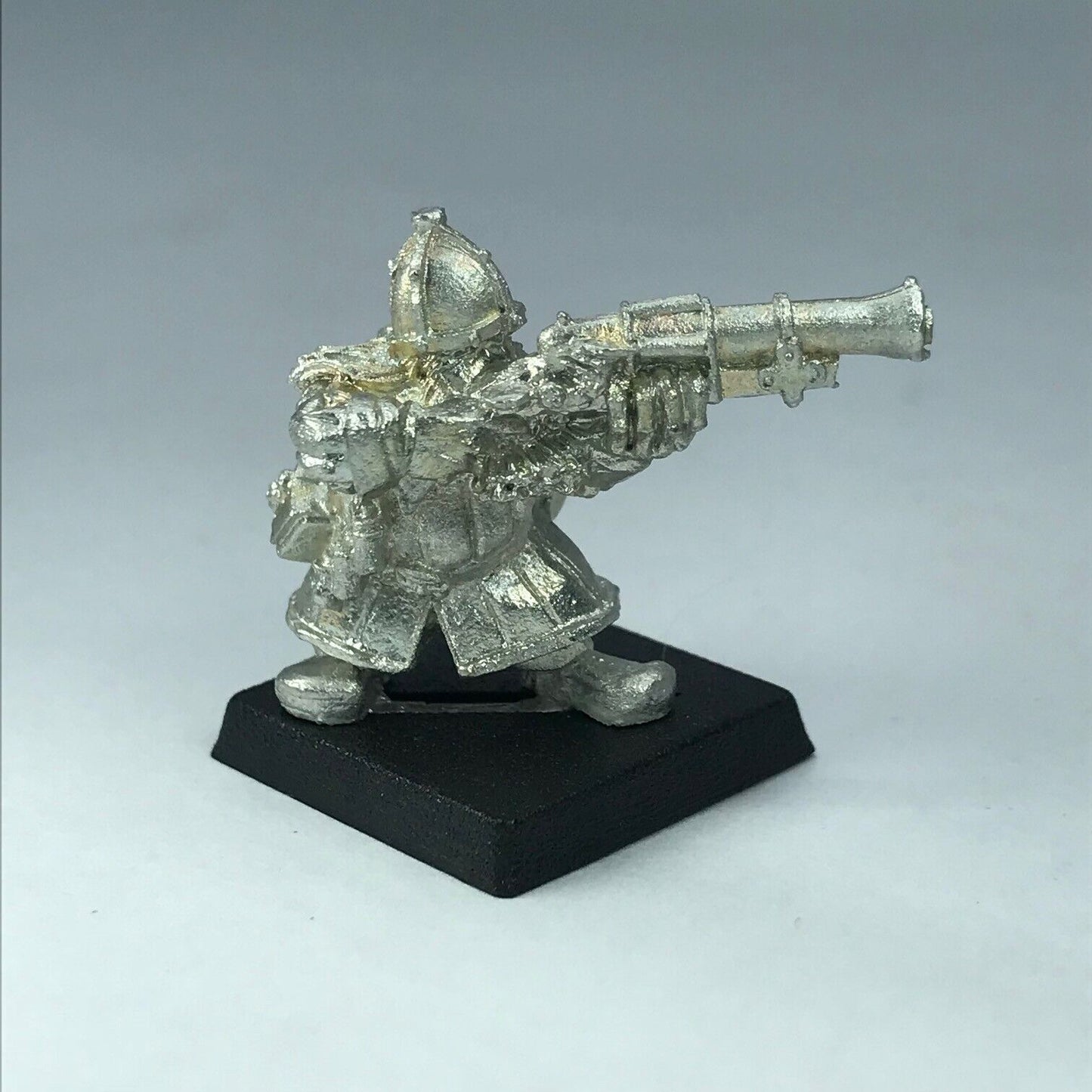 Metal Classic Dwarf Thunderer Rifleman - Warhammer Fantasy X10400