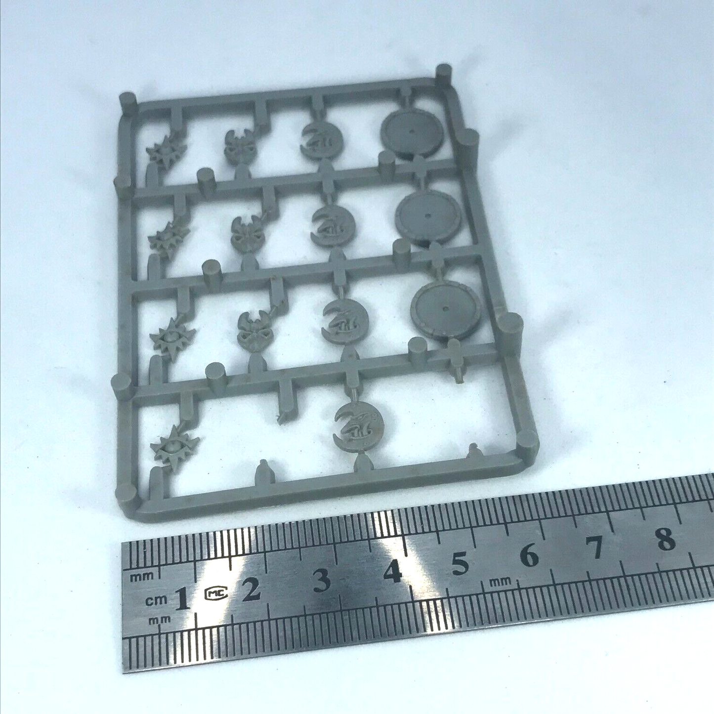 Classic Goblin Orc Shield Sprue - Warhammer Fantasy C2991