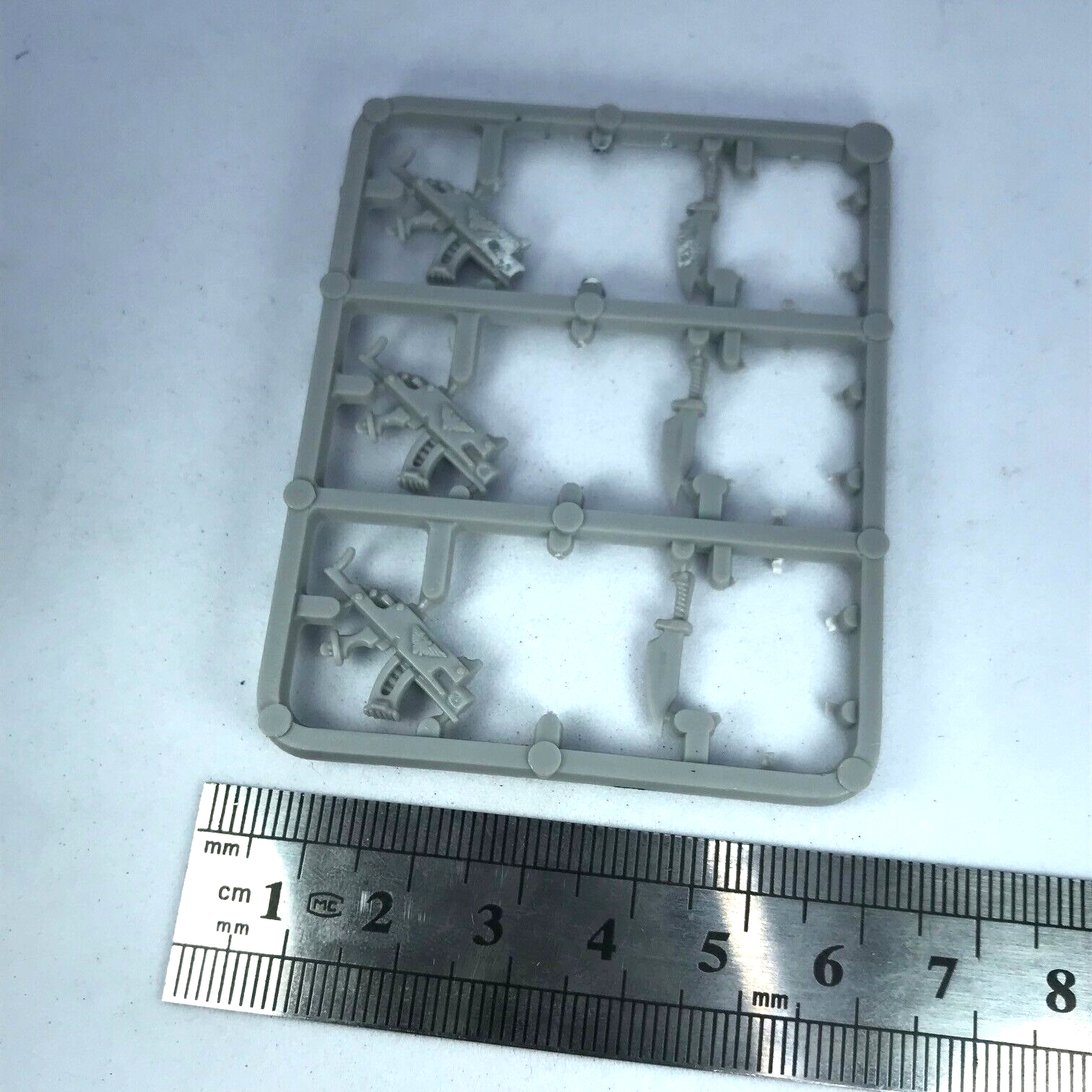 Classic space marine weapon sprue - rogue trader - warhammer 40k y110