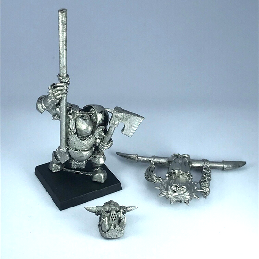 Black Orc Standard Bearer Orcs & Goblins Warhammer Fantasy Classic Metal X9811