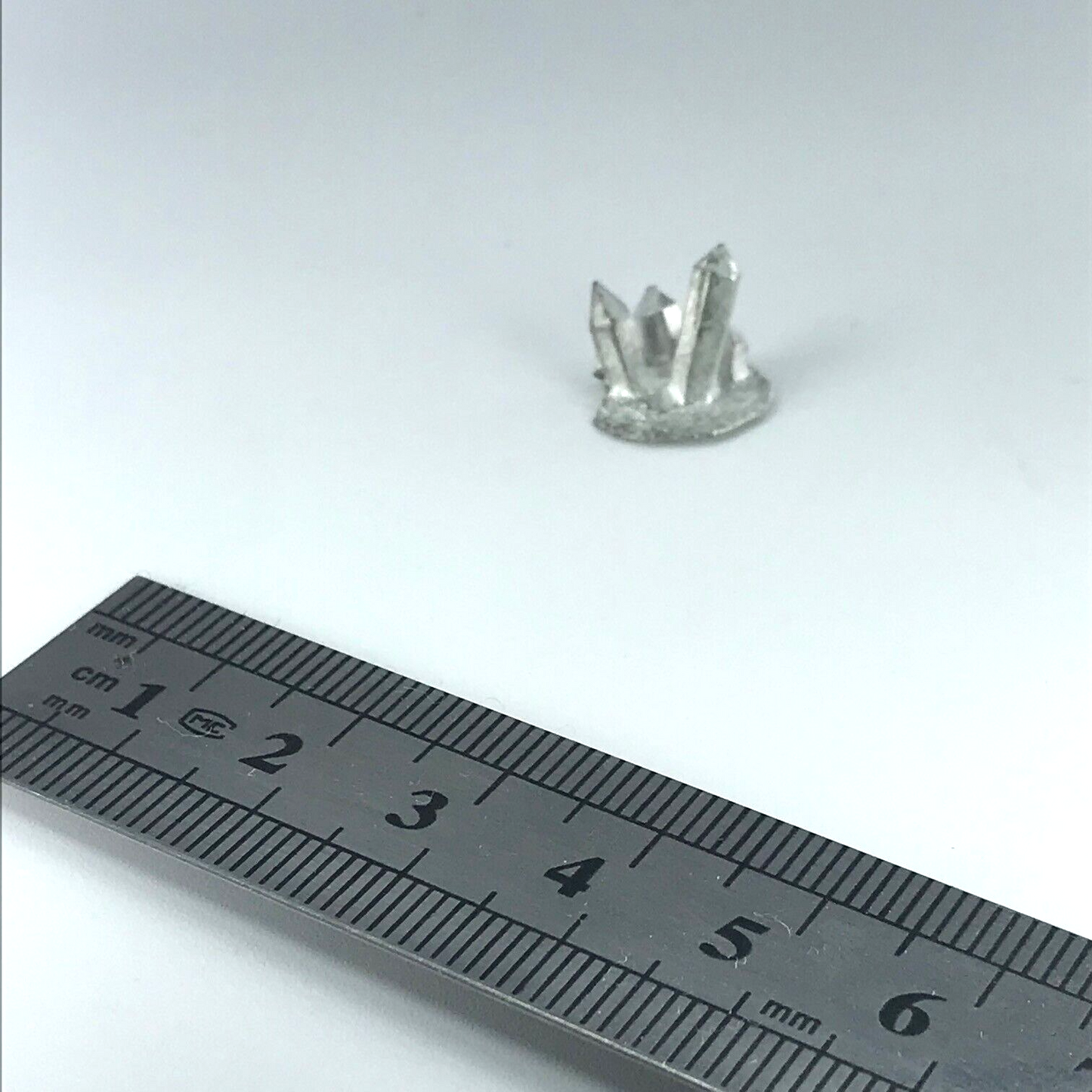 Gem Stone Quartz Base Accessory Part - Warhammer 40K Metal X2221