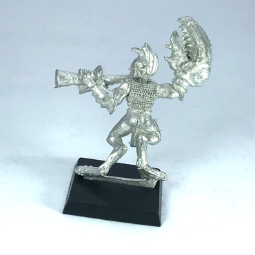 Daemonette of Slaneesh Musician Dated 1997 Warhammer Fantasy X13541