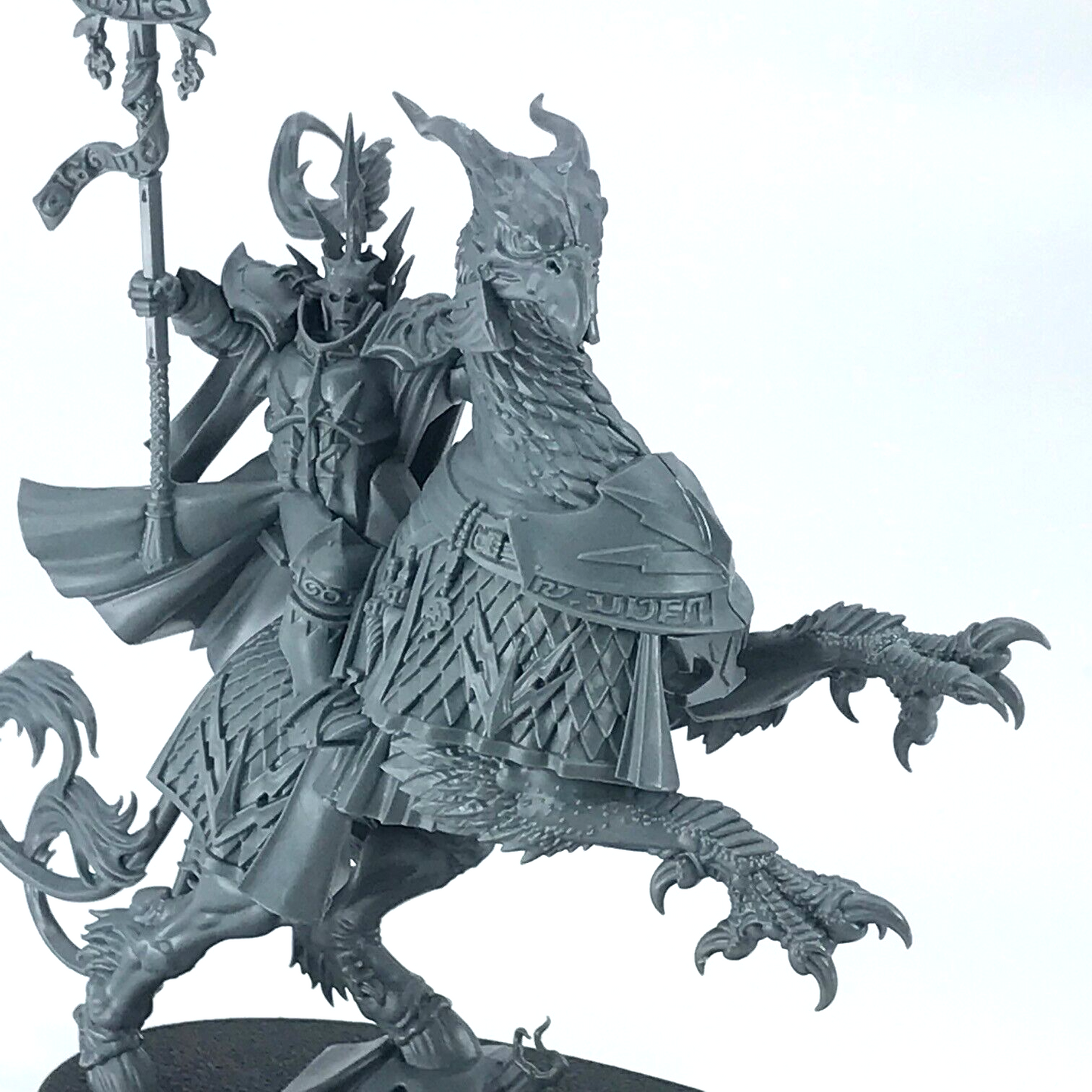 Masters of the Sacrosanct Stormcast Eternals - Warhammer Age of Sigmar 3