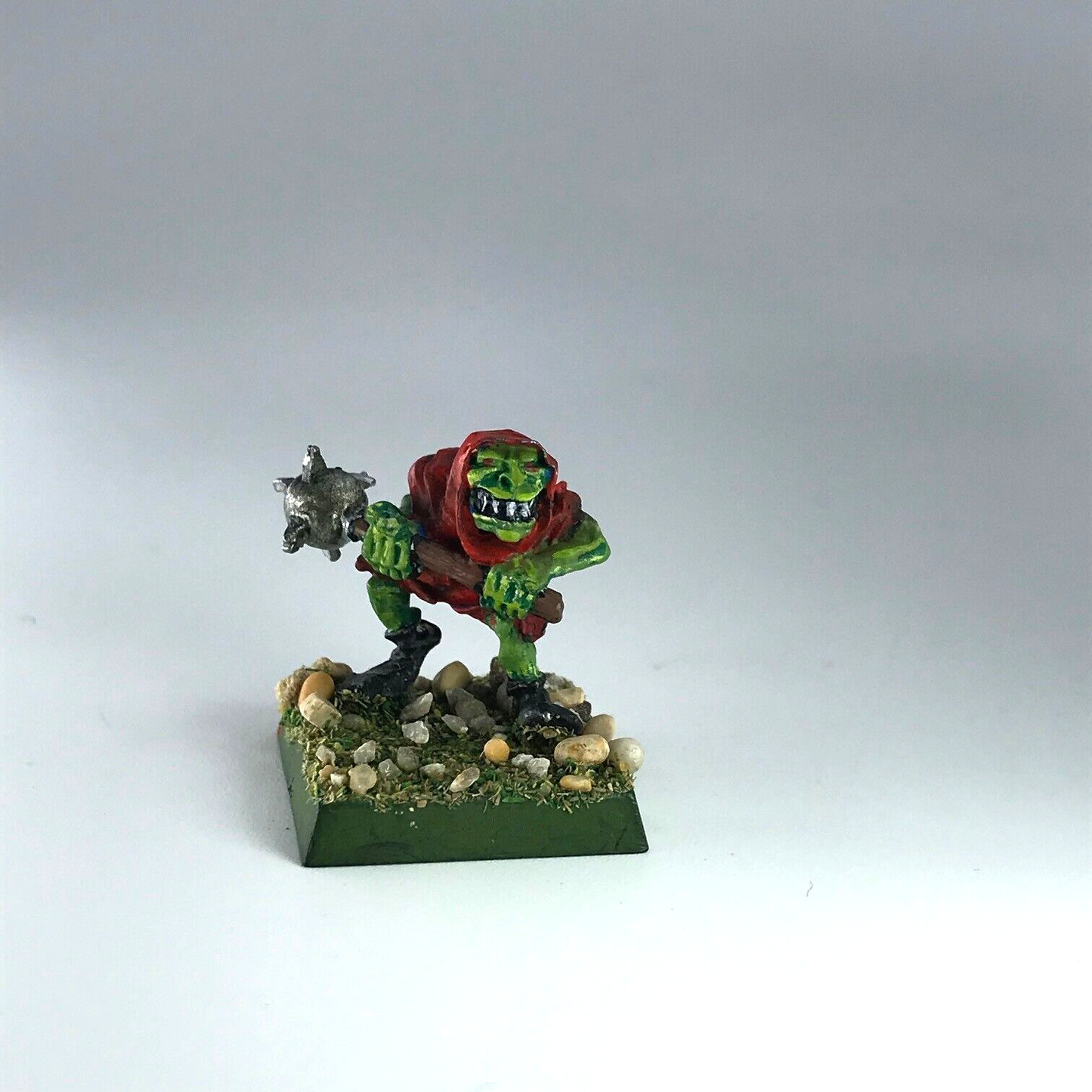 Goblin Warrior with Mace Orcs & Goblins - Citadel Warhammer Classic Metal X10824