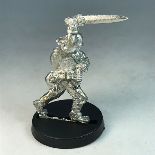 Metal Colonel Schaeffer's Last Chancers Knife Man - OOP - Warhammer 40K X7613