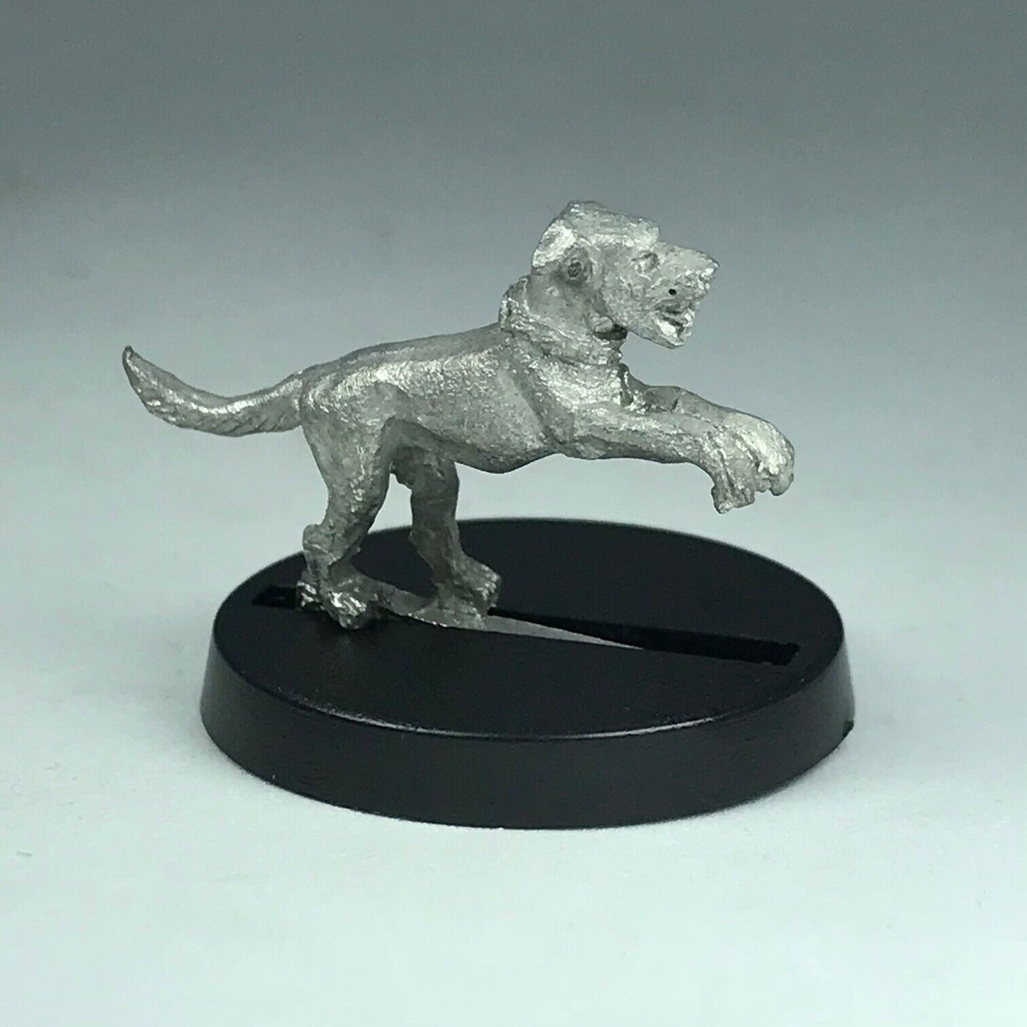 Metal Farmer Maggot Dog Shire - Warhammer / Lord of the Rings X1488