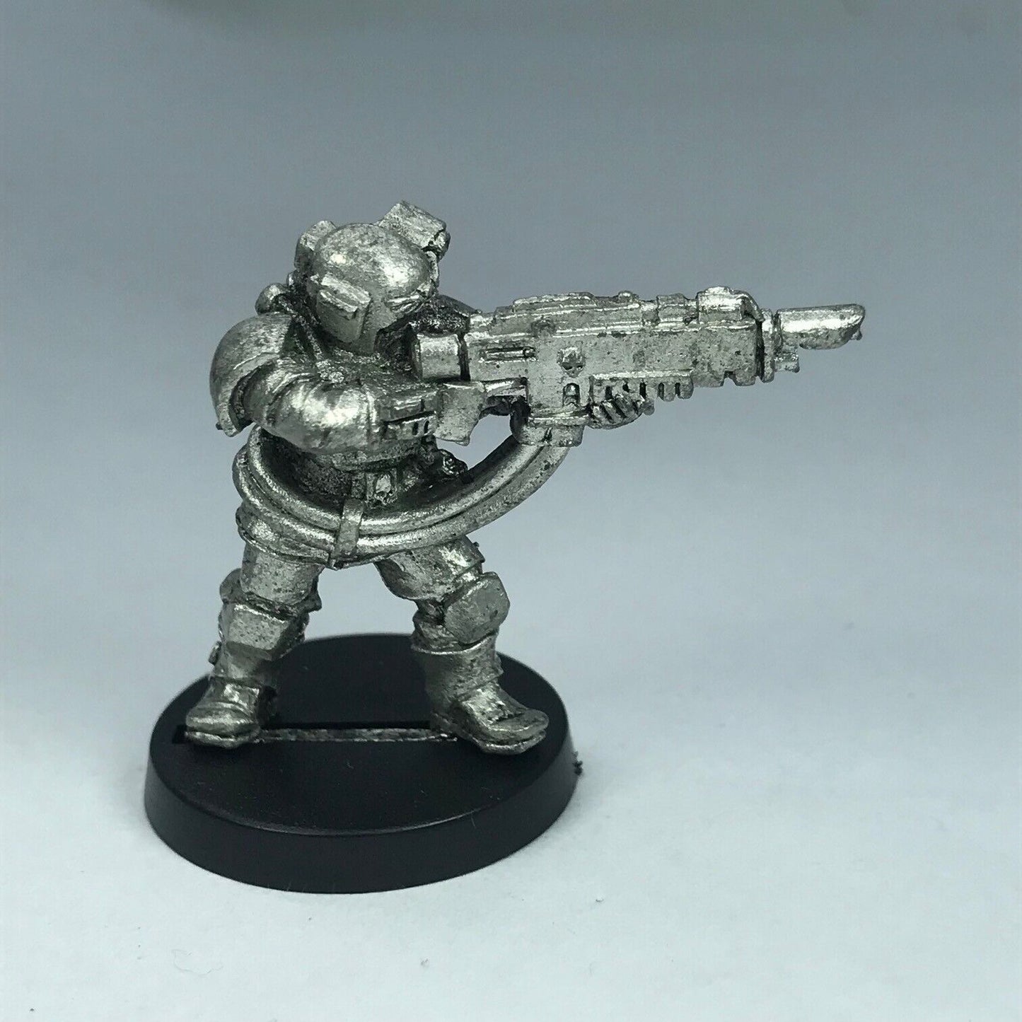 Metal Imperial Guard Kasrkin Stormtrooper Rifleman - Warhammer 40K X8209