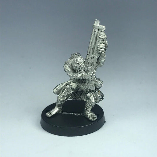 Metal Classic Necromunda Ganger - Necromunda Games Workshop X10208