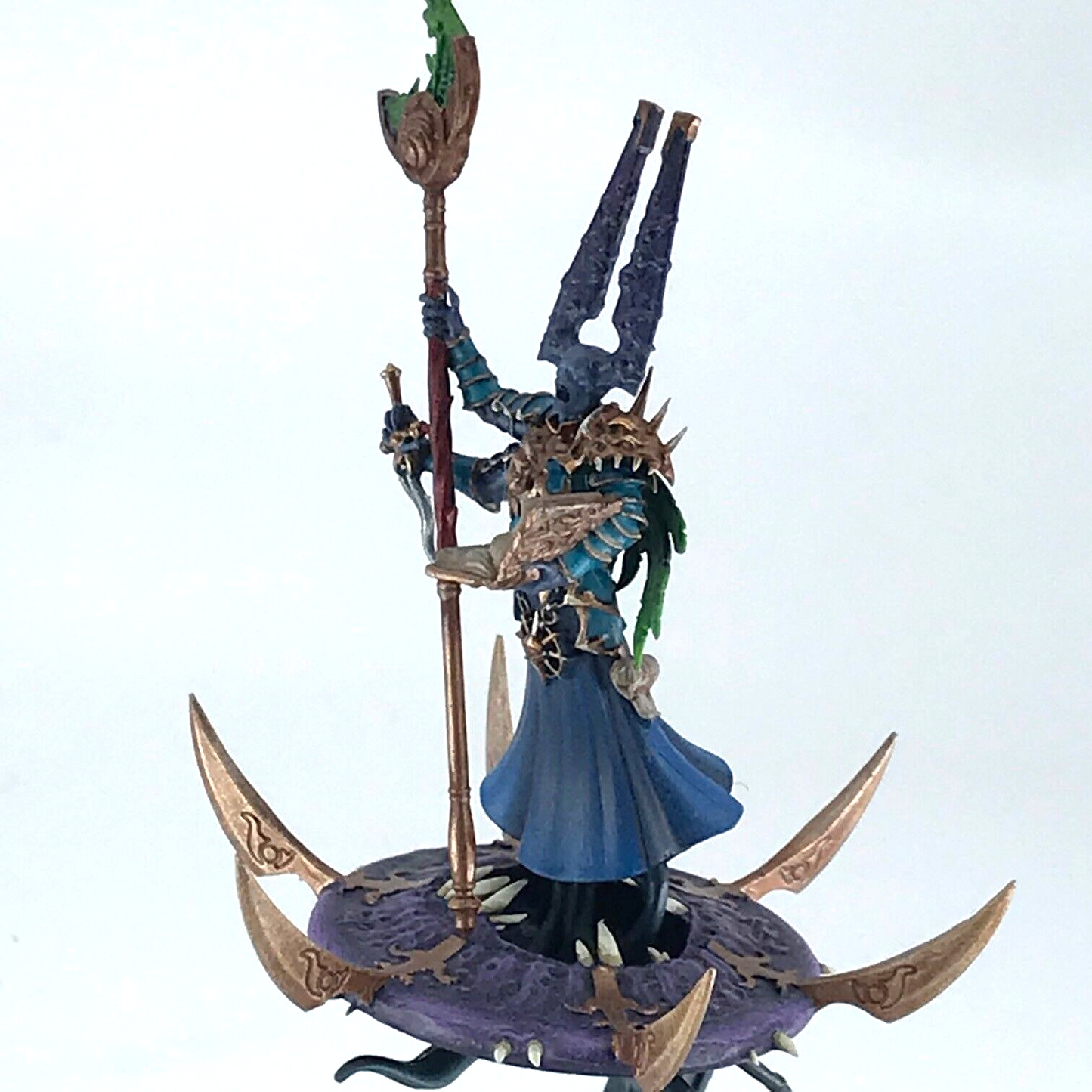 Gaunt Summoner on Disc of Tzeentch Chaos - Warhammer Age of Sigmar Painted C5015