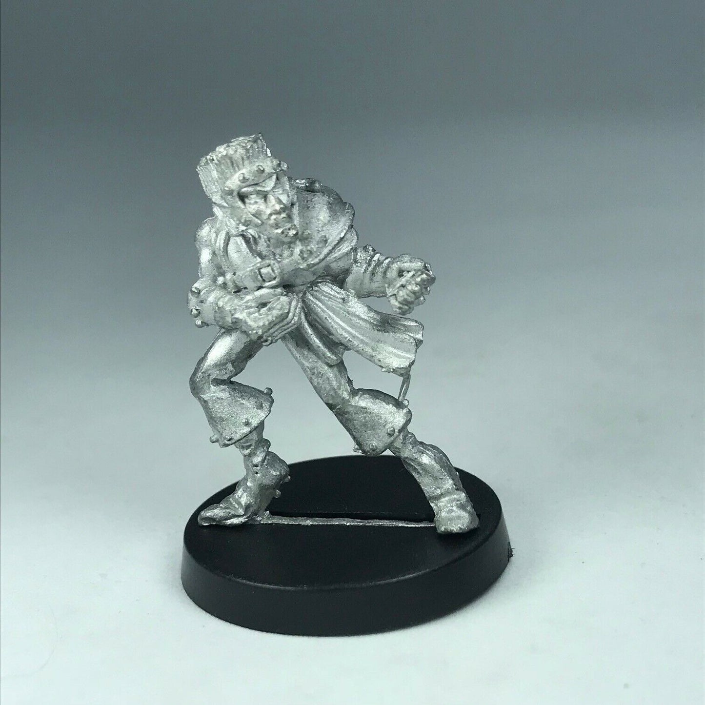 Metal Blood Bowl Elf Catcher - Warhammer Bloodbowl X8242