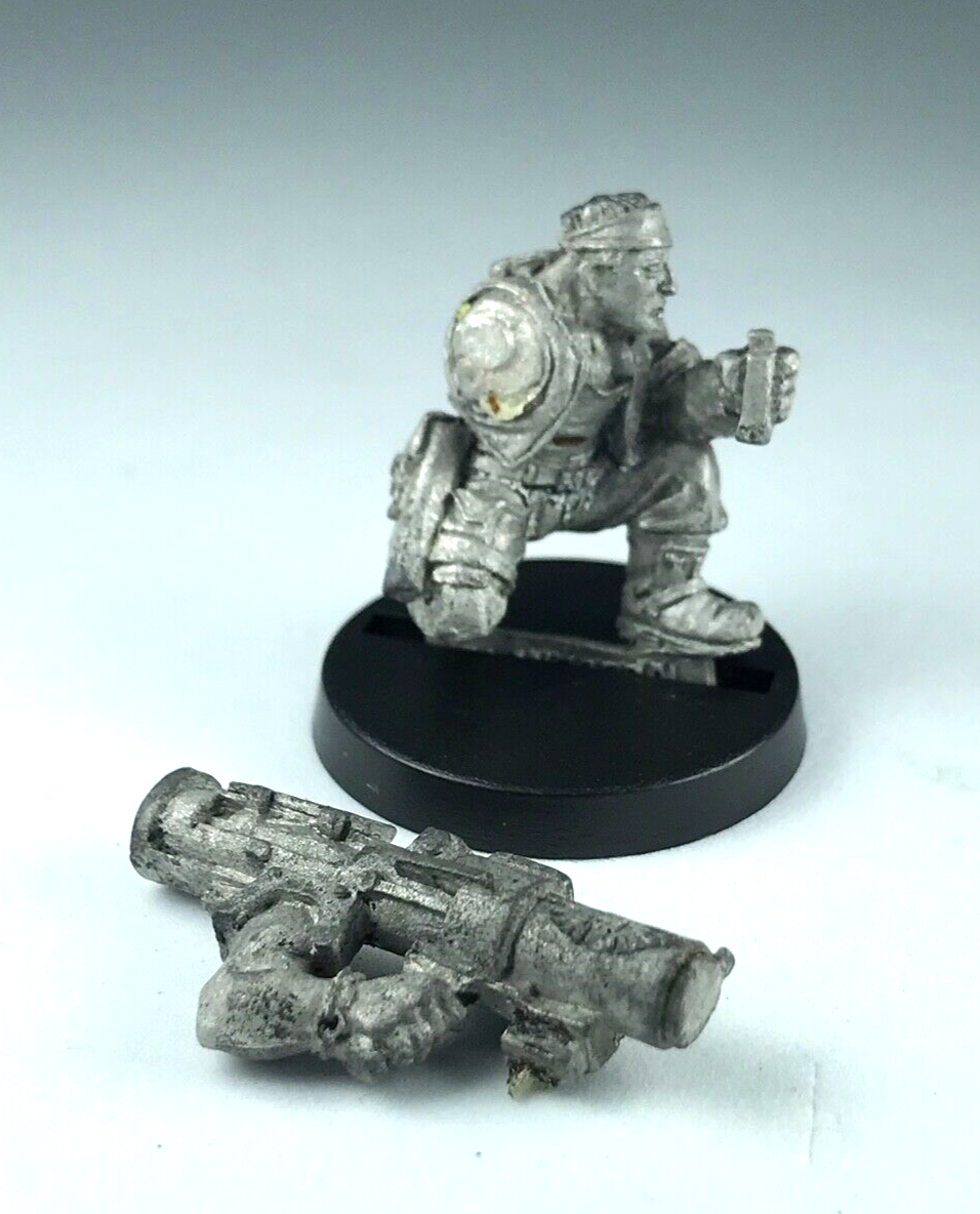 Classic Metal Imperial Guard Catachan with Rocket Launcher - Warhammer 40K X904