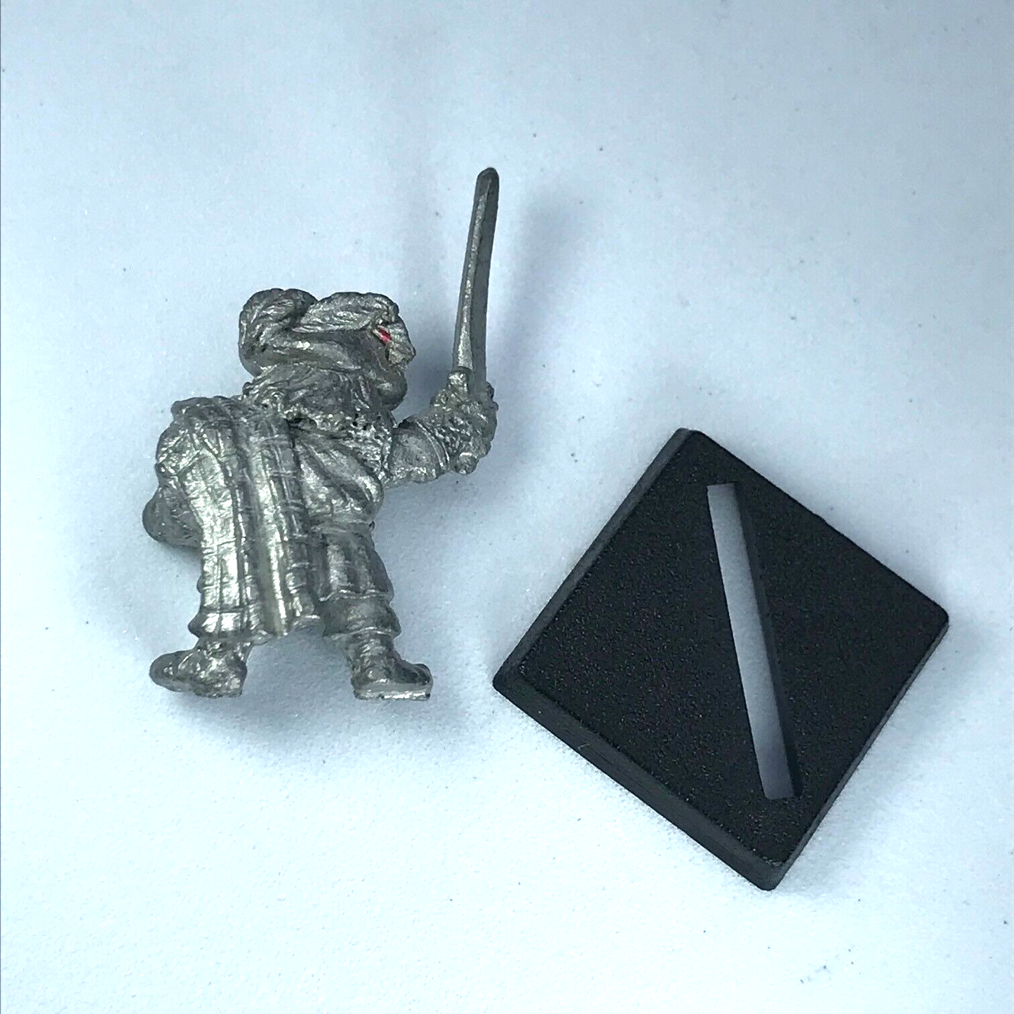 Dwarf Armoured Warrior Citadel - Warhammer Fantasy Classic Metal X9302