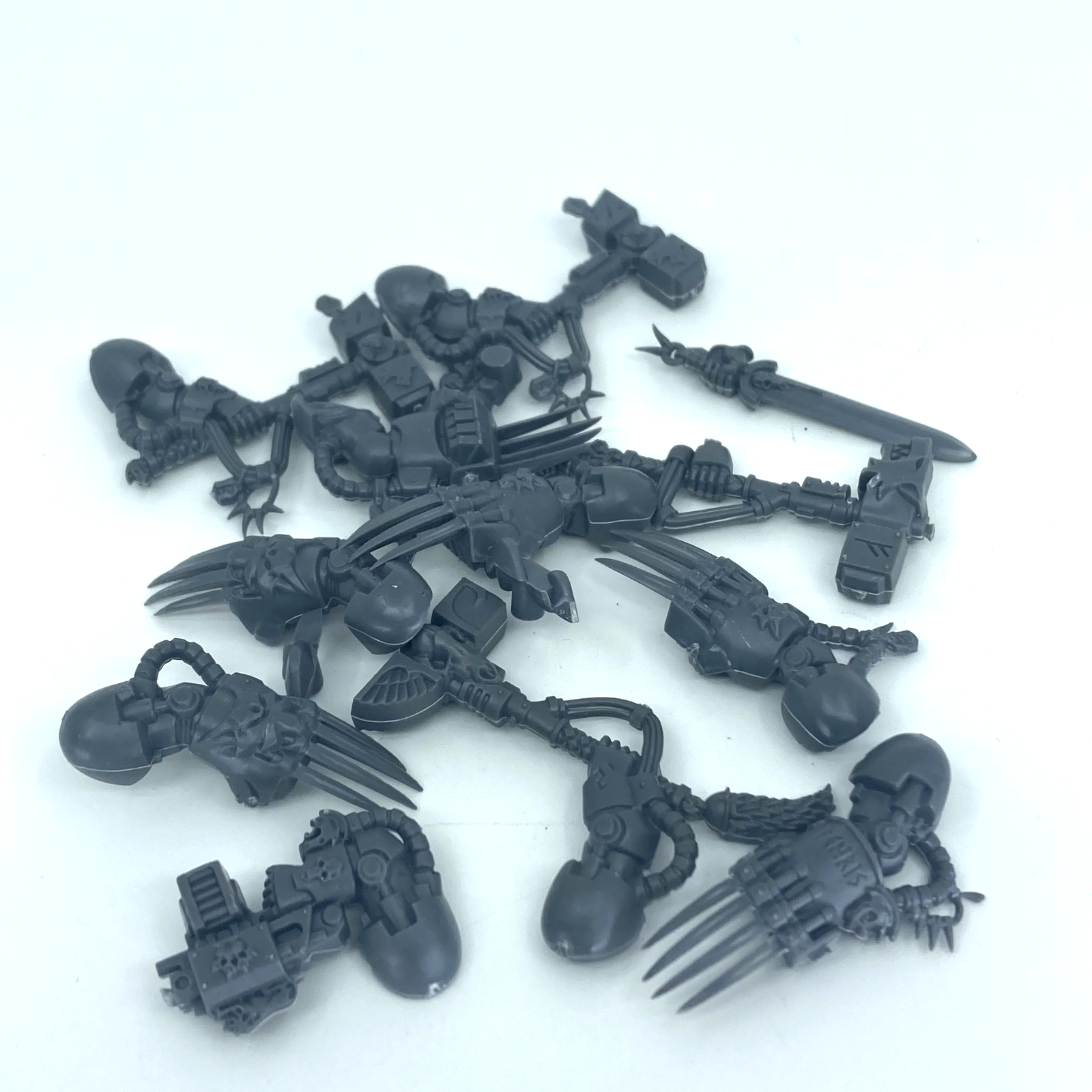 5b32444a-9426-4d9c-b256-b3c6055208f9