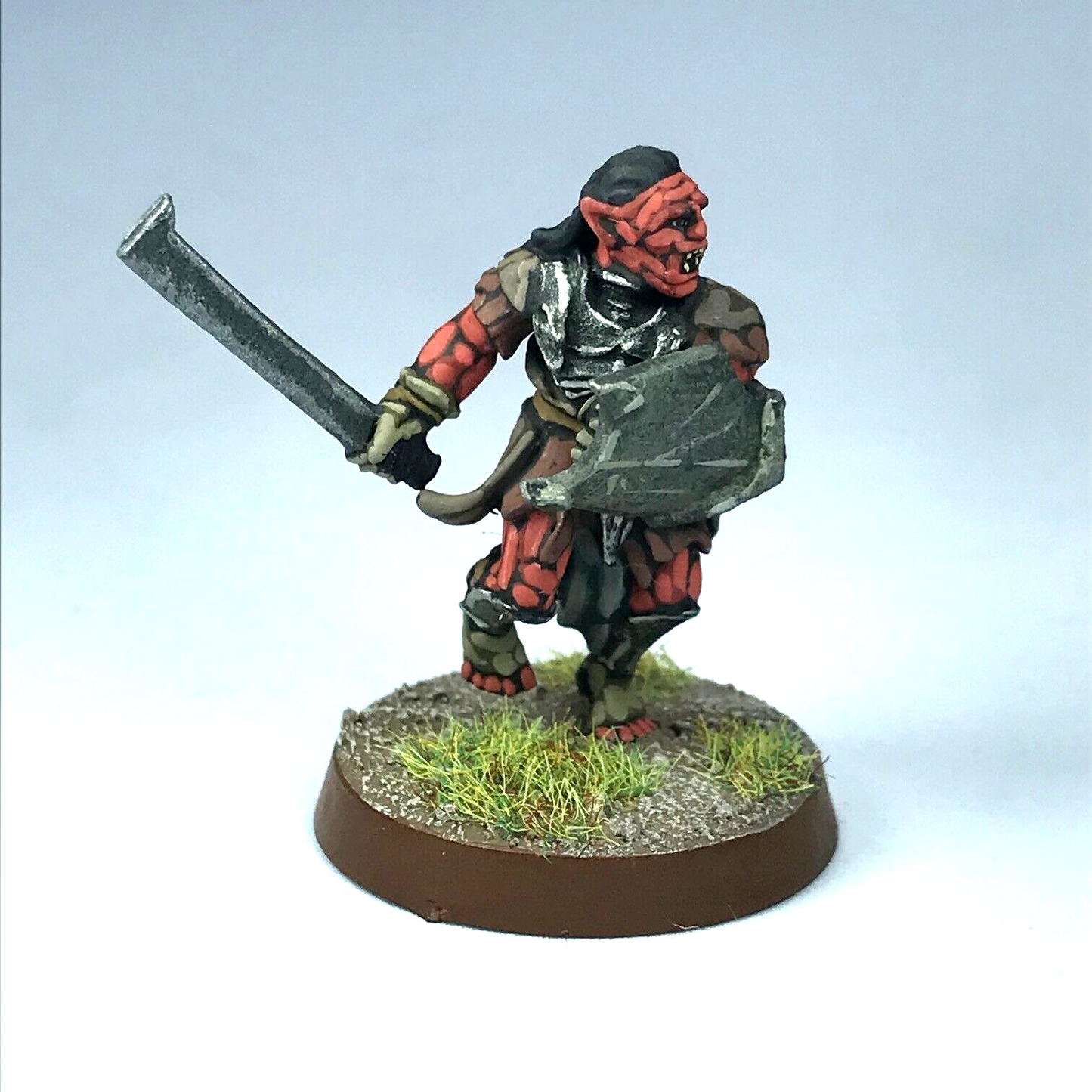 Metal Uruk Hai Scout - Painted - LOTR / Warhammer / Lord of the Rings X9958