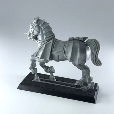 The Empire Armoured Horse Unpainted - Warhammer Fantasy Games Workshop X9598