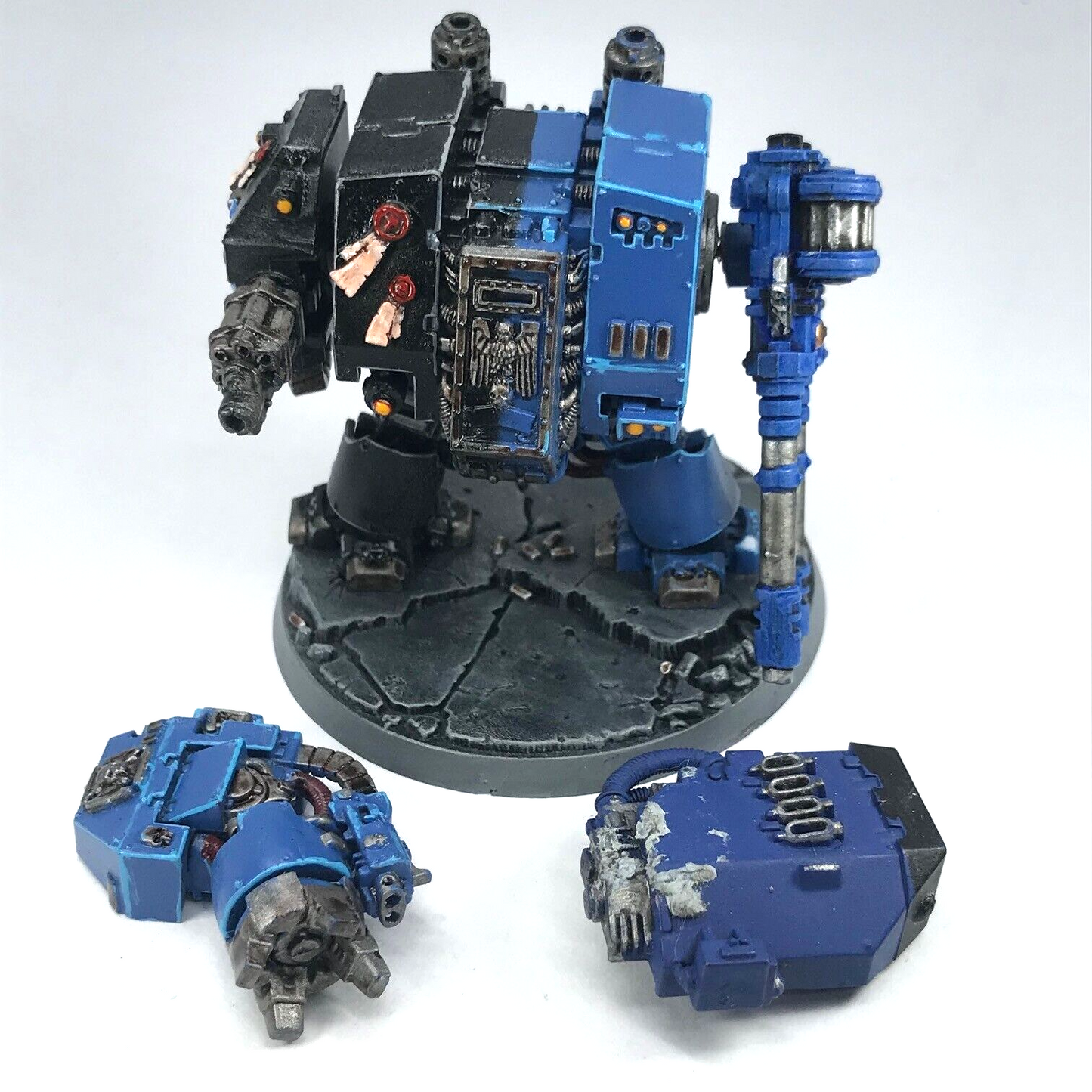 Space Marines Dreadnought - Multiple Arms - Painted - Warhammer 40K C2730