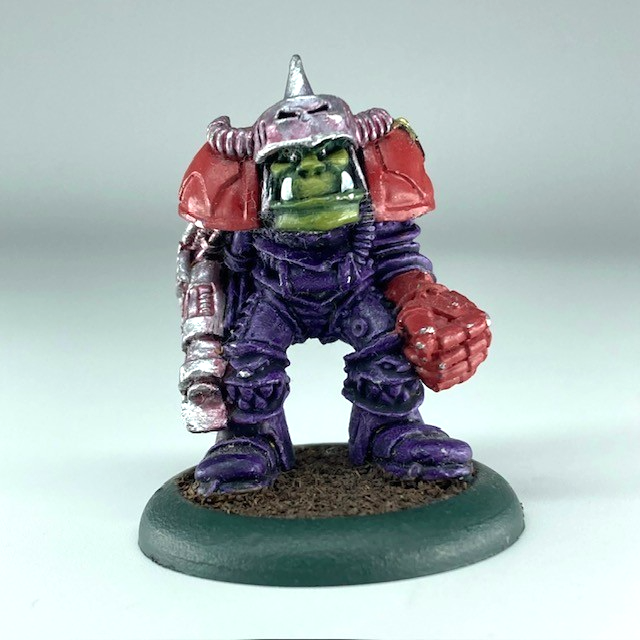 Ork boss with kustom bionik arm rogue trader - warhammer 40k metal x12616