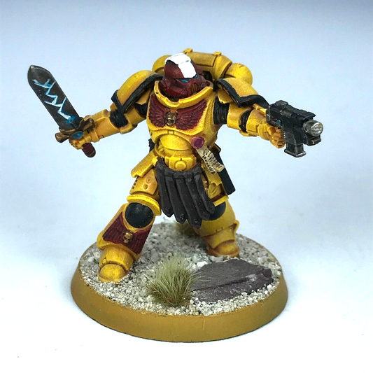 Imperial Fist Primaris Space Marines Captain - Painted - Warhammer 40K X8909