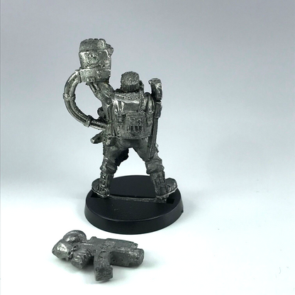 Catachan Lieutenant & Power Fist Imperial Guard - Warhammer 40K Metal X11027