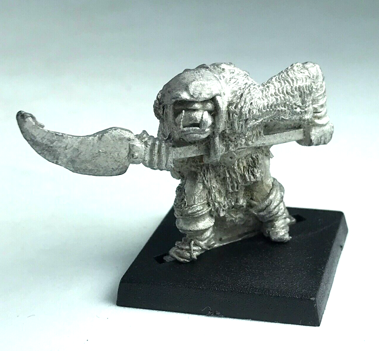 Classic Metal Armoured Black Orc with Halberd - Warhammer Citadel X2983