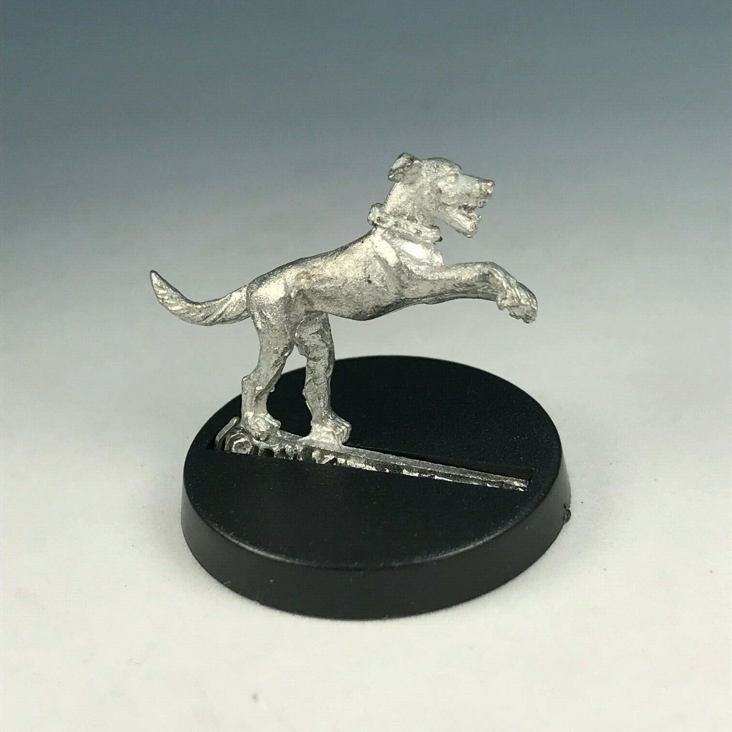 Metal Farmer Maggot Dog Hound LOTR - Warhammer / Lord of the Rings X8121