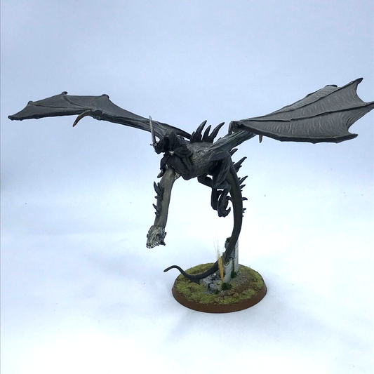 Winged Nazgul Ringwraith on Fellbeast LOTR / Warhammer / Lord of the Rings Metal