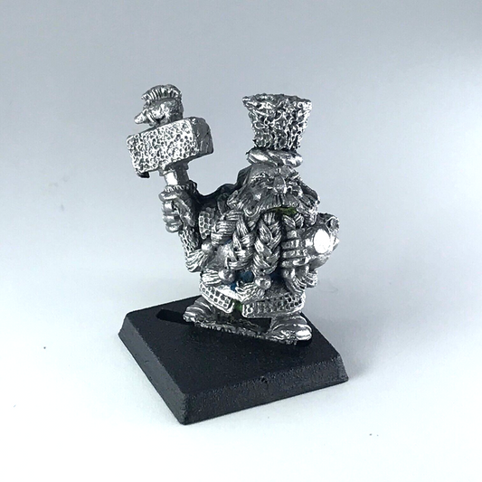 Dwarf Armoured Warrior - Citadel Games Workshop Warhammer Fantasy Metal X8354