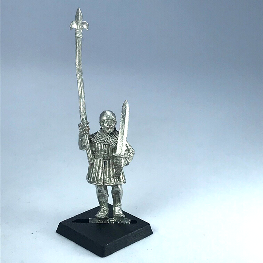 Bretonnia Standard Bearer Command Citadel Warhammer Fantasy Classic Metal X11644