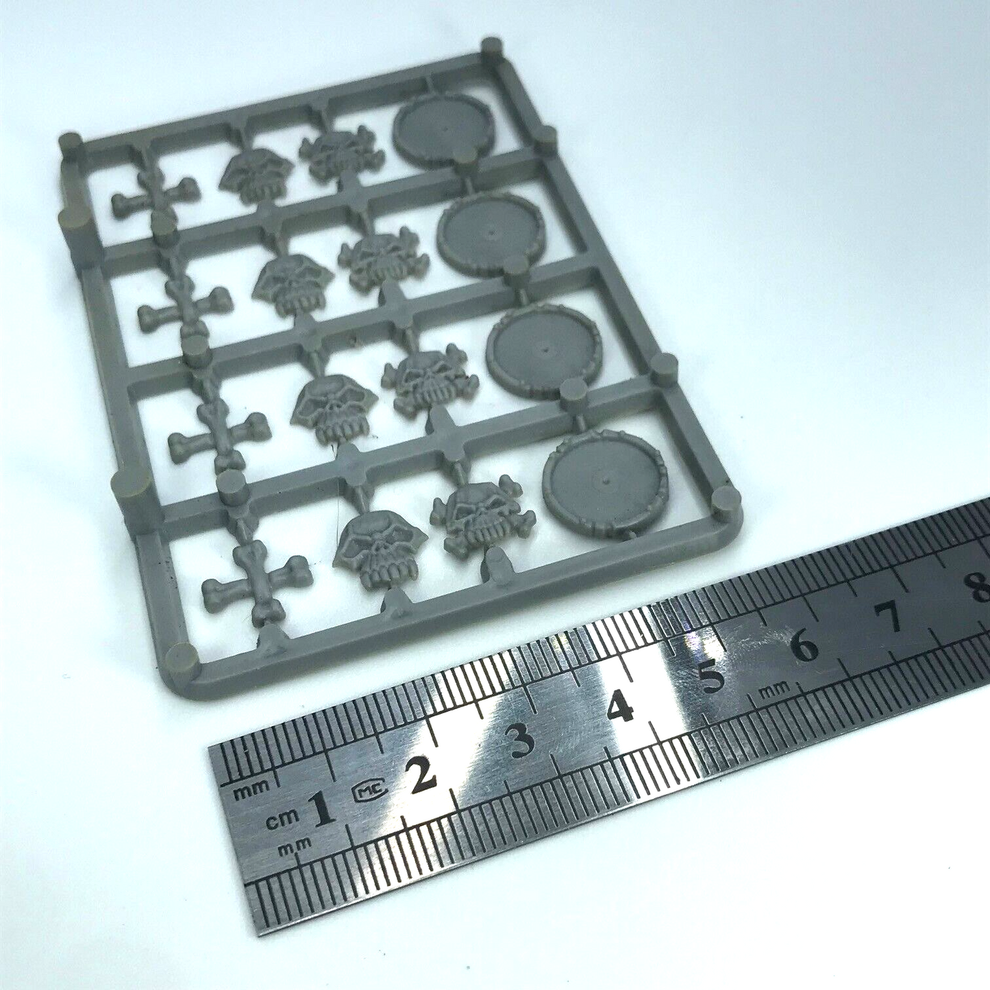 Undead Shield Sprue Parts Vampire Counts - Warhammer Fantasy C3155