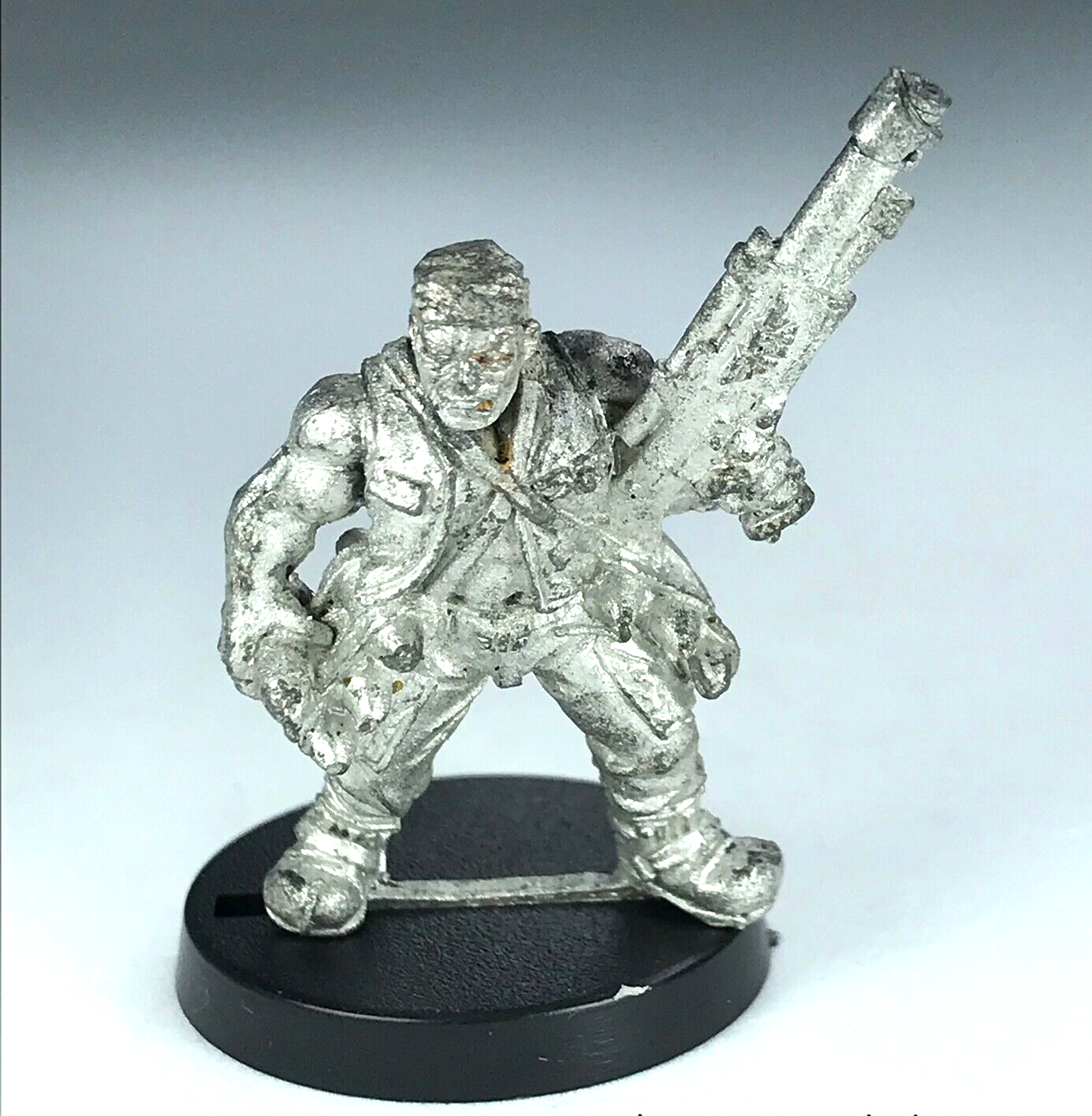 Classic Catachan Rocket Launcher Loader Imperial Guard - Warhammer 40K X3272