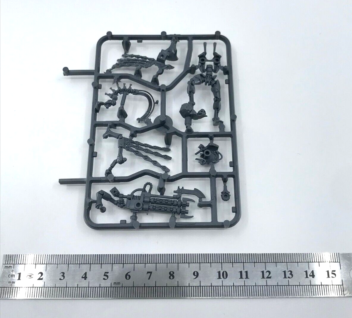 Necron Royal Warden Sprue - No Base - Warhammer 40K Games Workshop W25