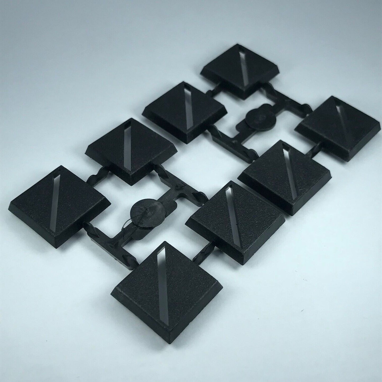 X8 Original GW 2003 20mm Square Bases Slotta - Warhammer Fantasy X7547