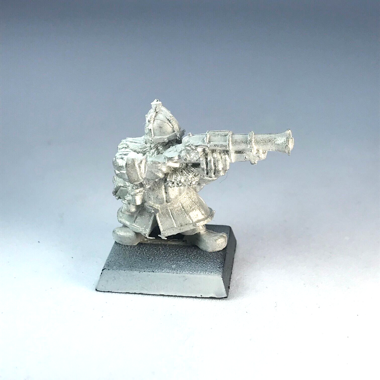 Dwarf Thunderer Rifleman - Citadel Warhammer Fantasy Classic Metal X7042