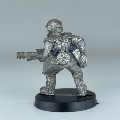 6e606d38-ddf6-42f6-a9e9-765ad8c842ff