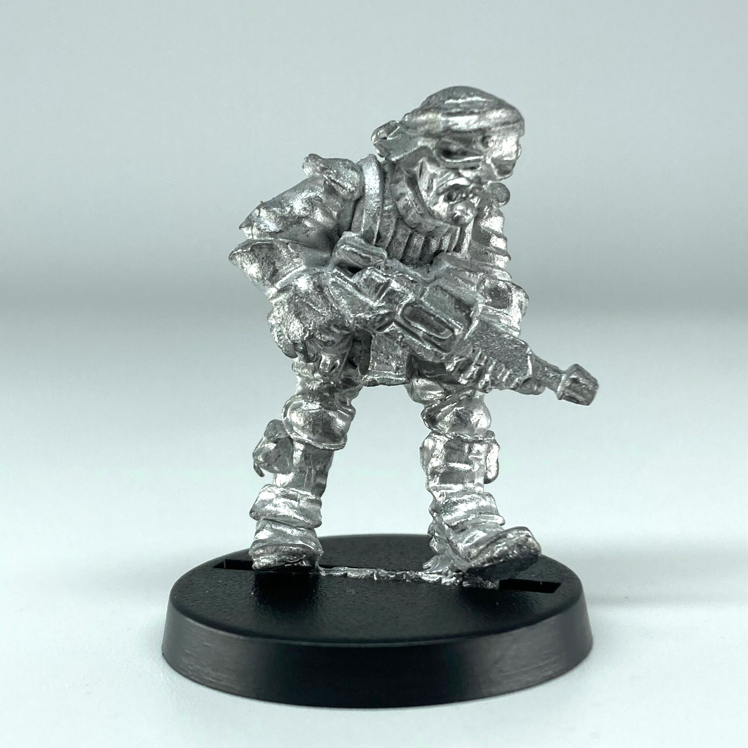 Renegade pirate - rogue trader - citadel warhammer 40k classic metal x7105