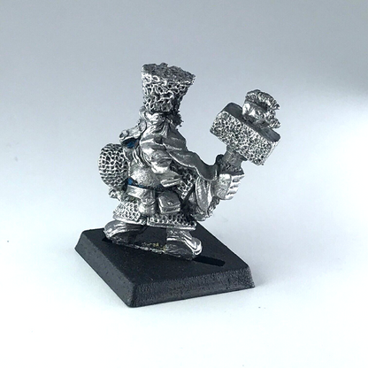 Dwarf Armoured Warrior - Citadel Games Workshop Warhammer Fantasy Metal X8354