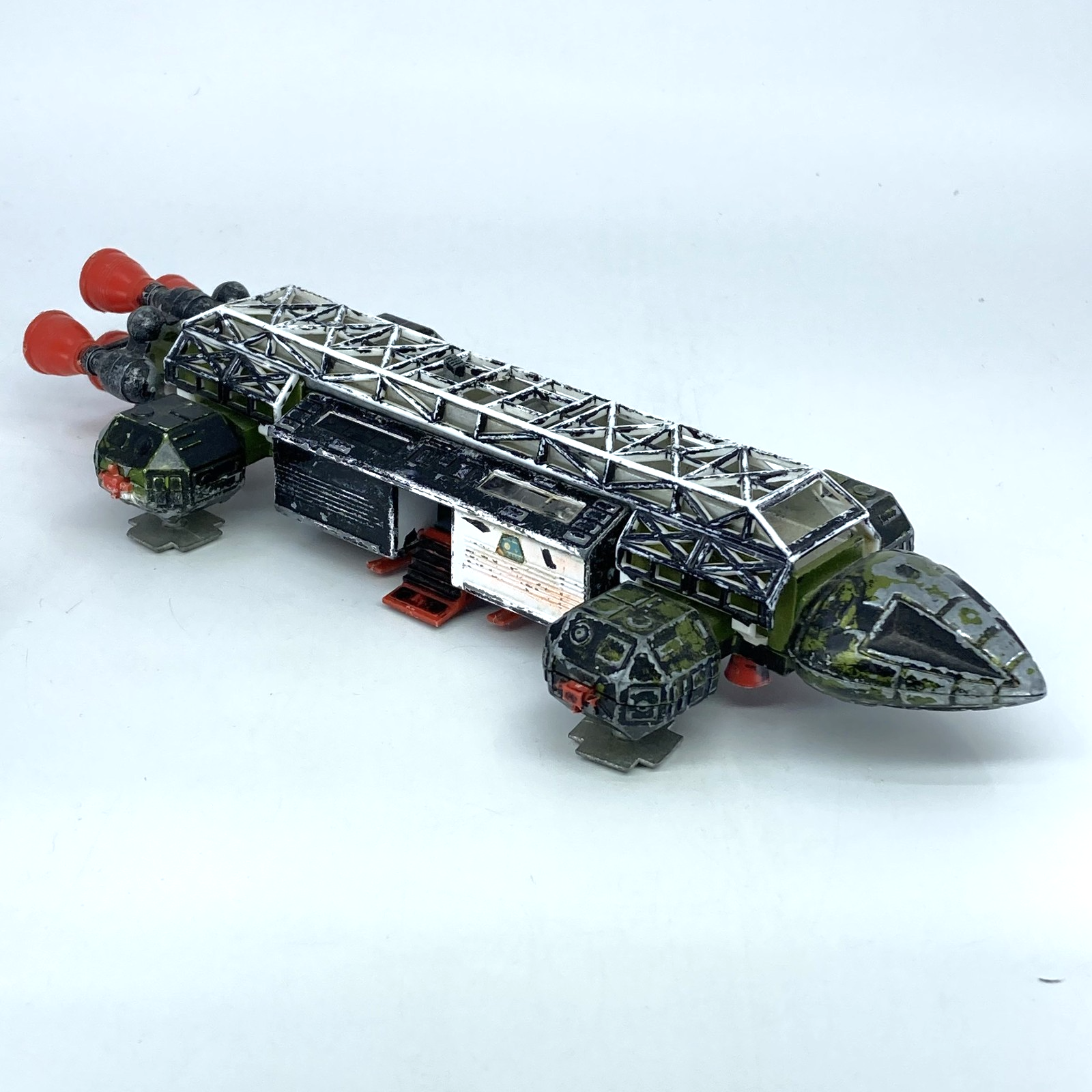 6fdad2d5-f879-4d2f-bfdd-b5581b7d1d31