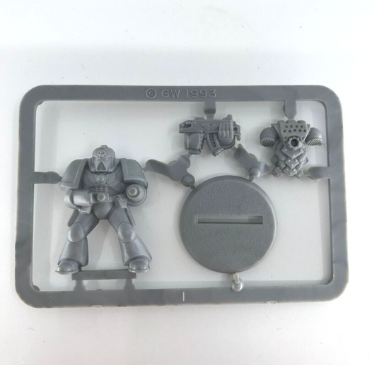 Space Marines Trooper on Sprue - Warhammer 40K Games Workshop Classic C4255