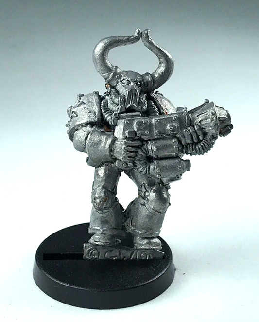 Classic Metal Chaos Space Marine with Flamethrower - Warhammer 40K X419