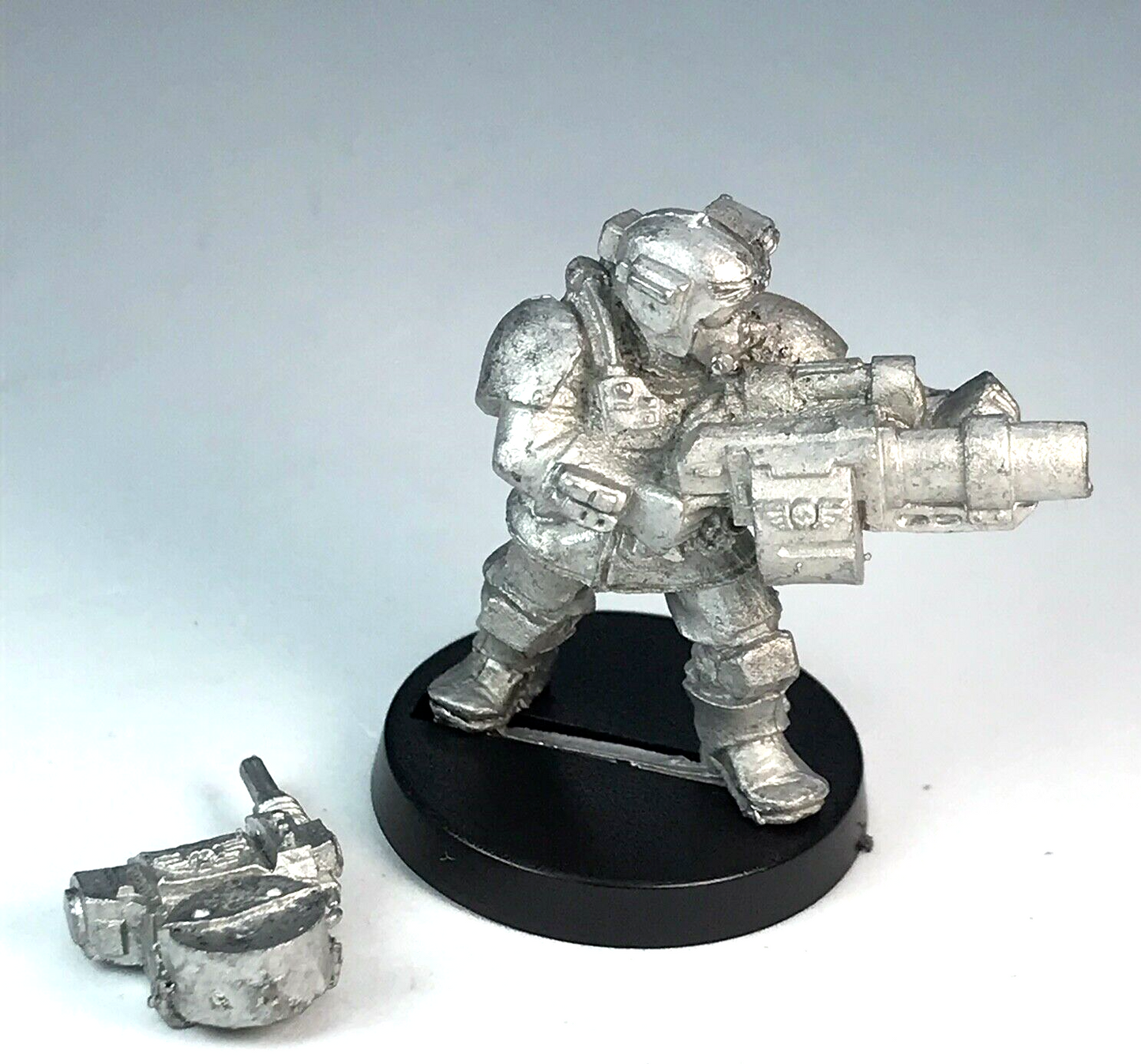 Imperial Guard Kasrkin Stormtrooper Grenade Launcher - Warhammer 40K Metal X5029