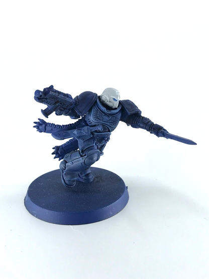 Ultramarines Lieutenant Space Marines Warhammer 40K Games Workshop C2492