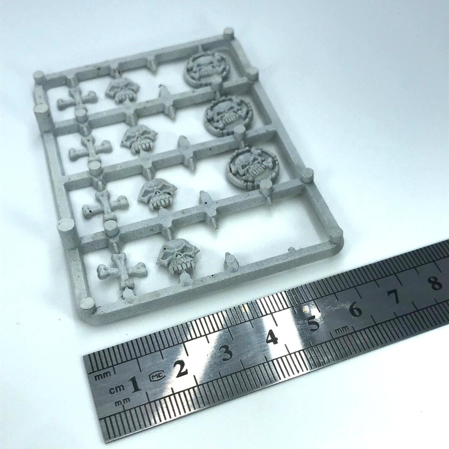 Undead Shield Sprue Parts Vampire Counts - Warhammer Fantasy C3154