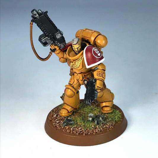 Imperial Fists Primaris Lieutenant Space Marines - Warhammer 40k Painted X8633