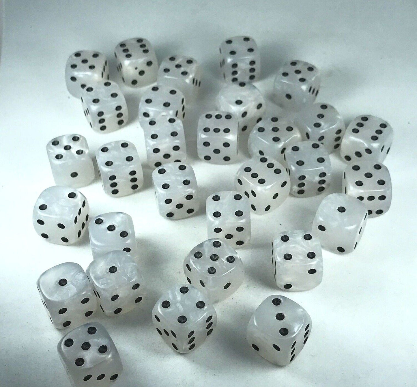 Unusual Playing Dice 14mm - D6 Board Game RPG Wargame D9