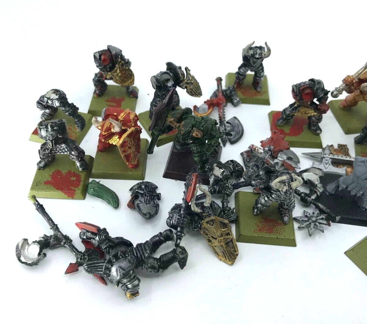 Classic Warriors of Chaos Parts Lot - Warhammer Fantasy Games Workshop C1190