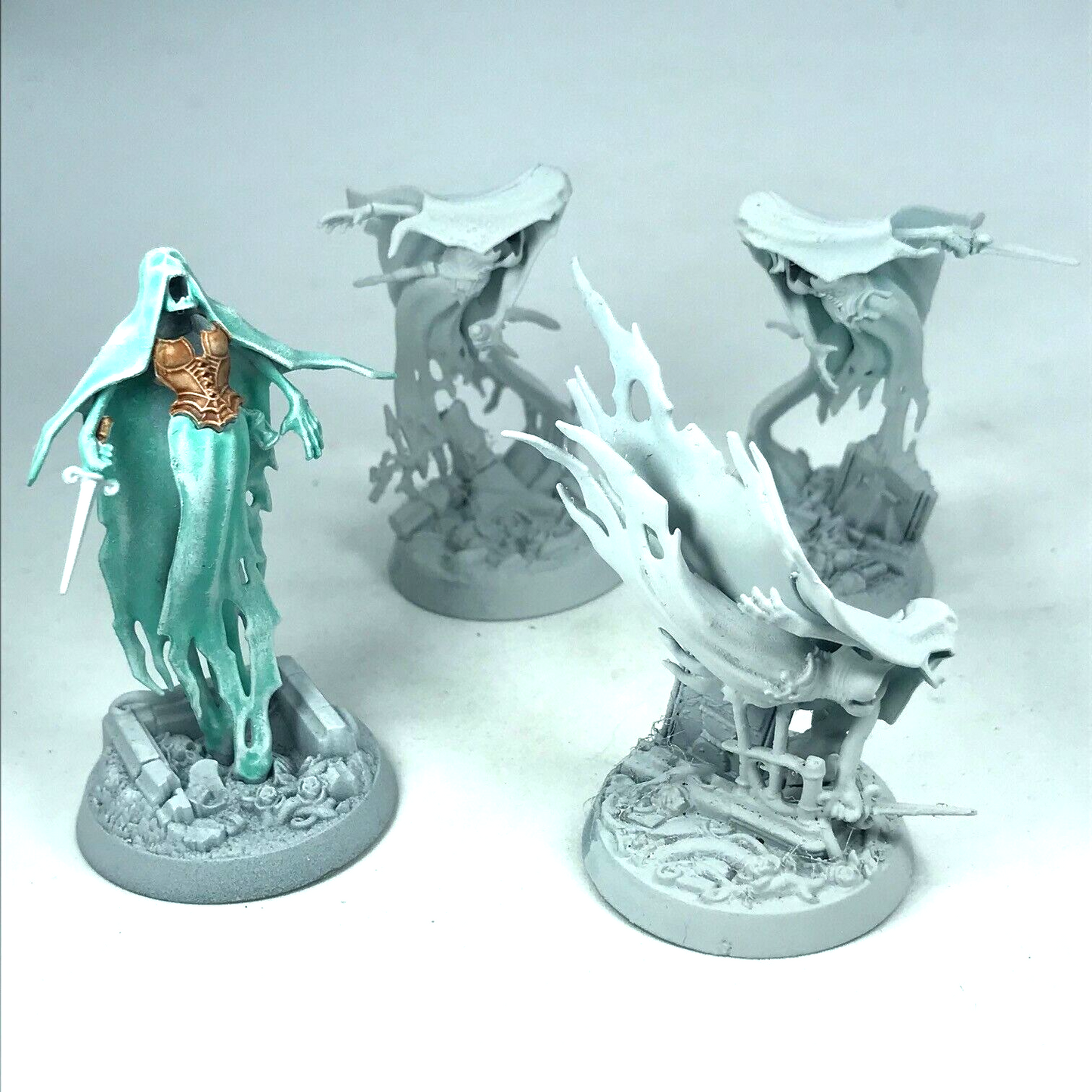 Nighthaunt Myrmourn Banshees - Part Painted - Warhammer Age of Sigmar C1936