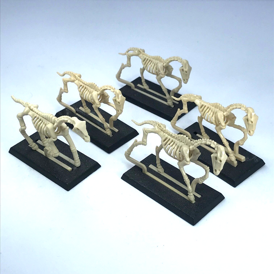 Undead Horses Lot - Unpainted - Citadel Warhammer Fantasy Games Workshop C4115