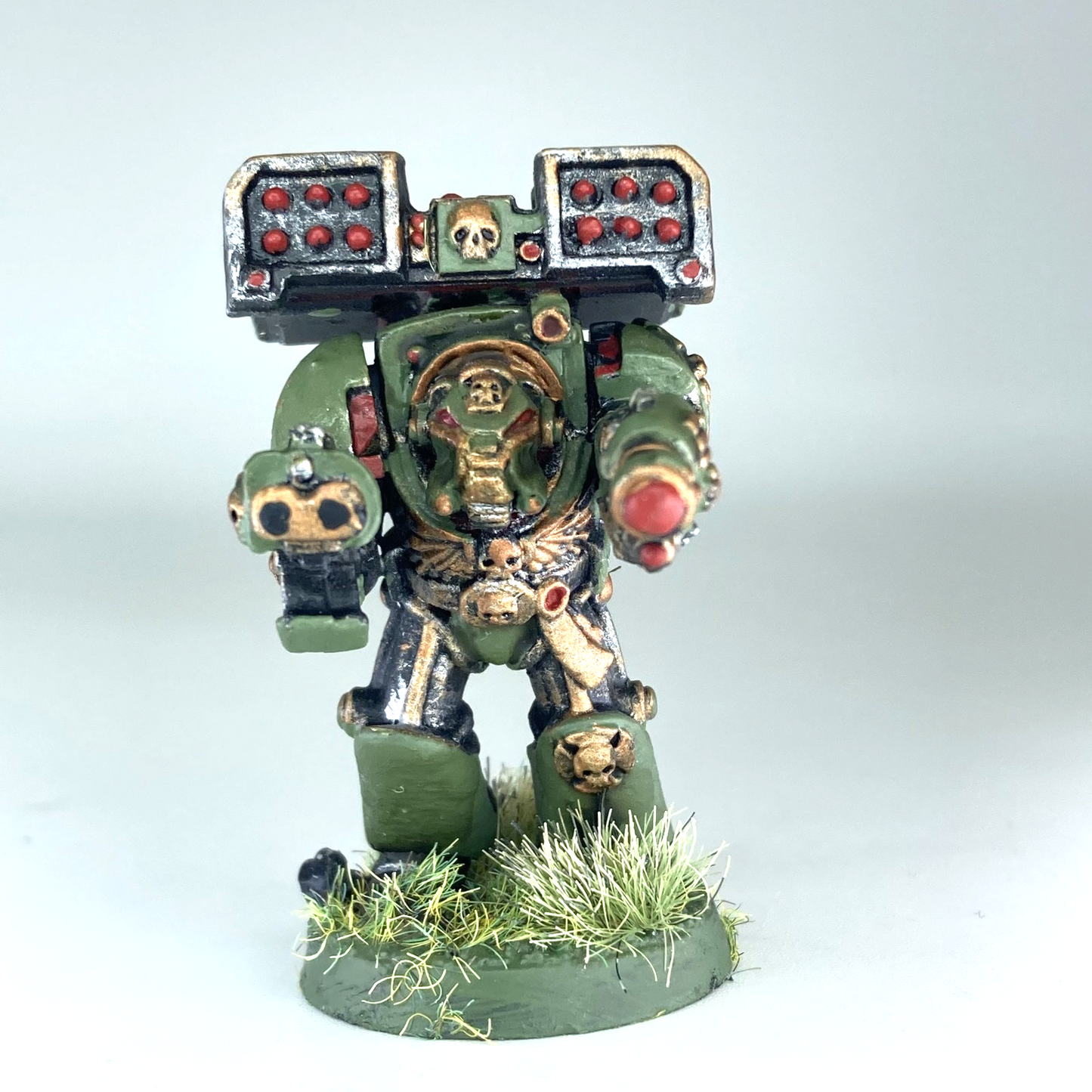 7b5e9eae-1e24-4f4e-aa4b-c410910daaf7