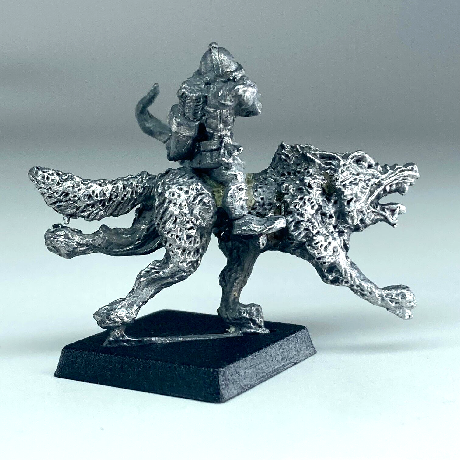 834b2dde-1e0d-43fe-b32c-ed3e72bae769