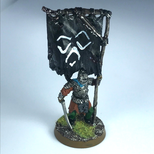 Metal Mordor Orc Standard Bearer LOTR - Warhammer / Lord of the Rings X12507